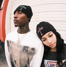 Load image into Gallery viewer, “PLAYSGALLERY” Winter Fleece Skully
