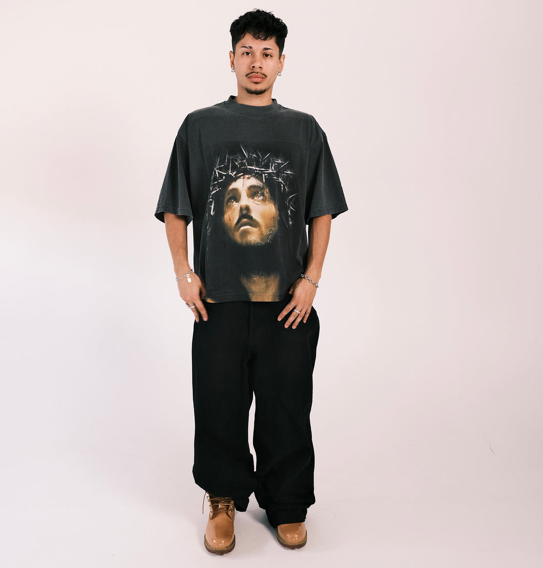 (DROP-SHOULDER/OVERSIZE BOXY-FIT) “V3 FEAR NO MAN” Vintage Black Tee