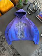 Load image into Gallery viewer, “Rose From Concrete” Vintage Mauve Zip-Up
